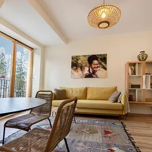  Apartament T9 Polska